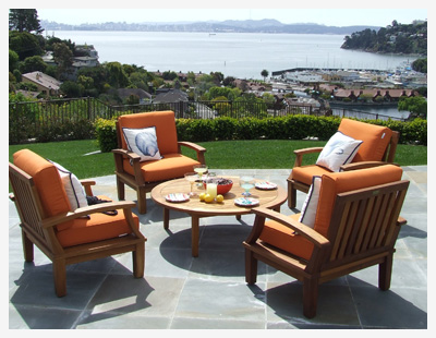 A backyard patio overlooks the Southern California coastline